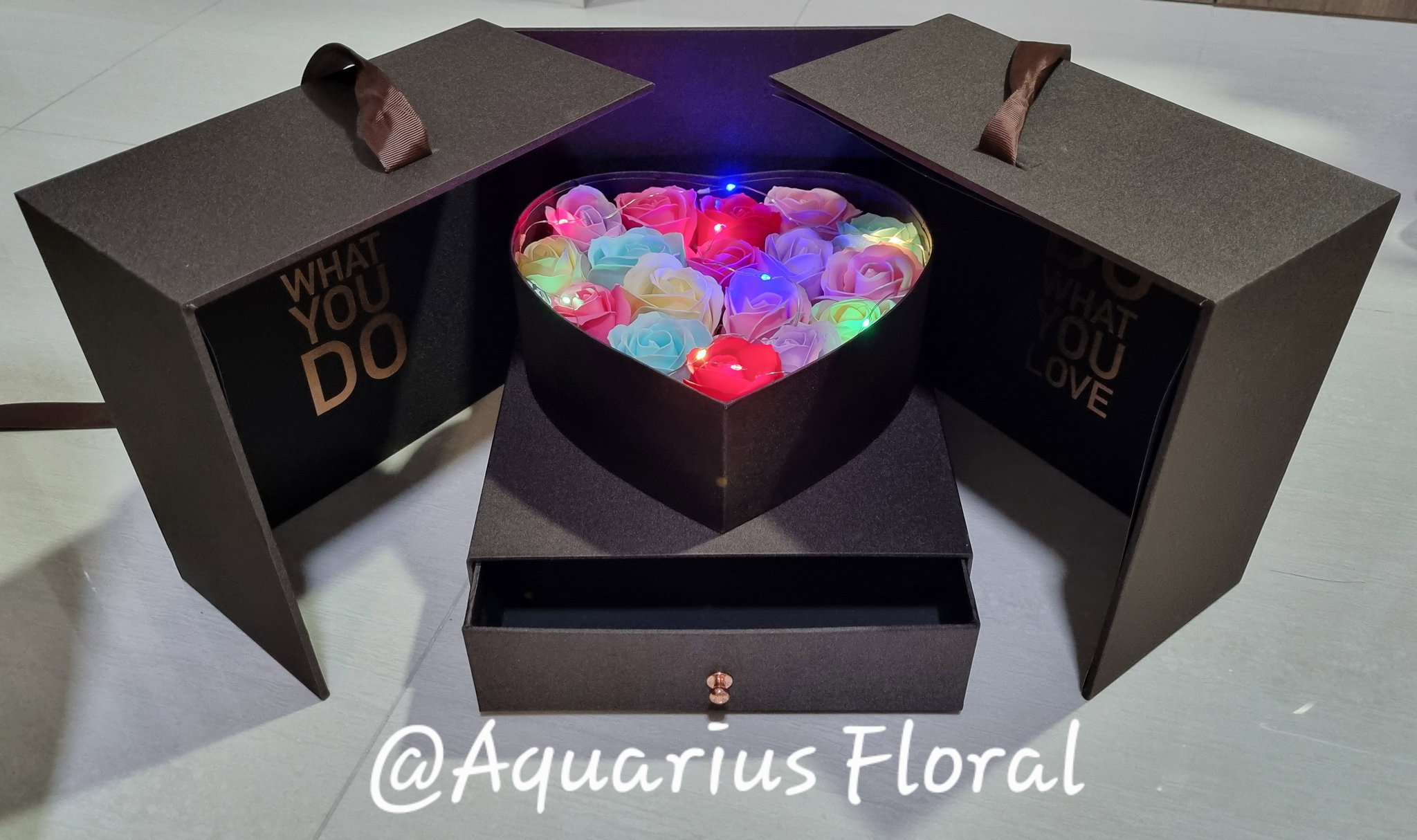 Heart-Shaped Floral Box with Drawer & LED Lights _0