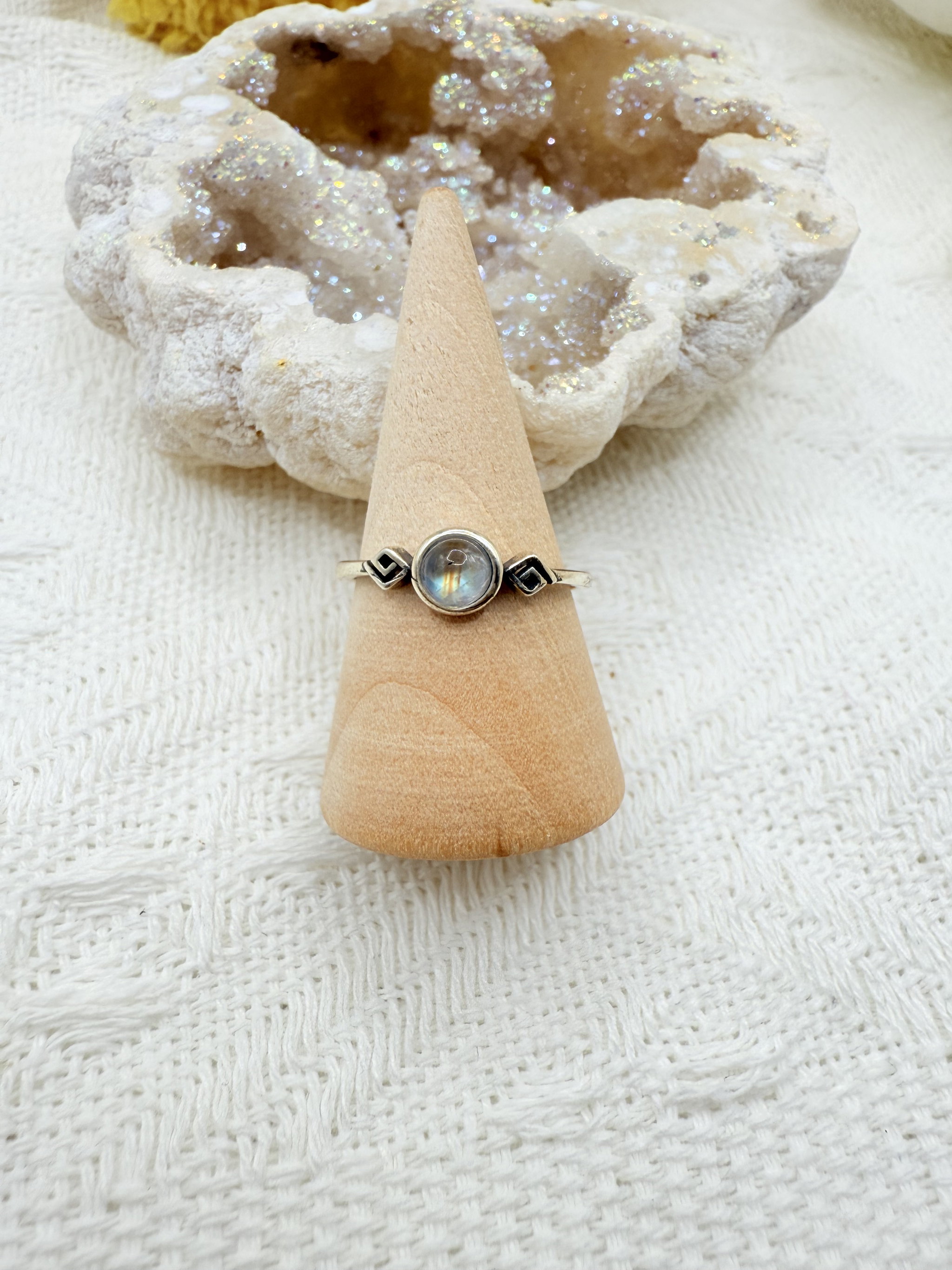 Rainbow Moonstone Ring_2