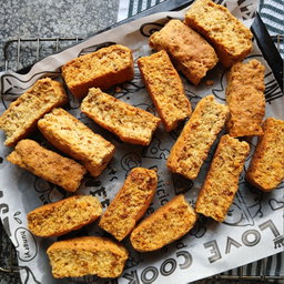 Granola Rusks