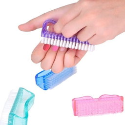 Cepillito para uñas