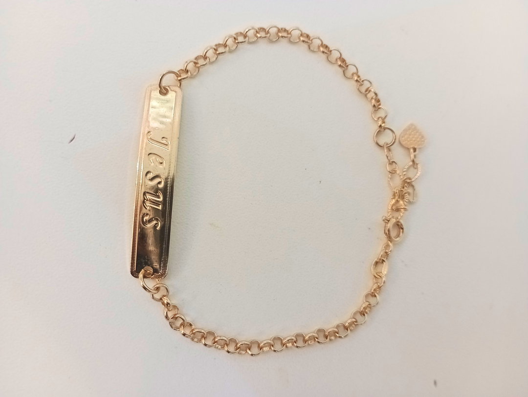 Pulseira Placa Jesus banhada a Ouro 18k