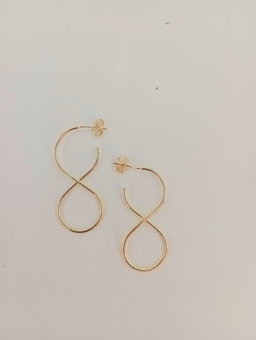 Argola Infinito banhada a Ouro 18k