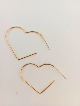 Argola Coração banhada a Ouro 18k