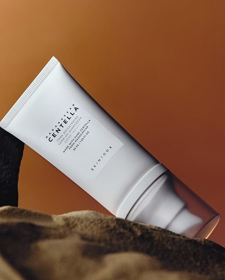⁨ ⁨ SKIN1004 Madagascar Centella Tone Brightening Tone-Up Sunscreen واقي شمس بالسنتيلا لتفتيح البشرة_1