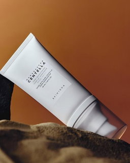 ⁨ ⁨ SKIN1004 Madagascar Centella Tone Brightening Tone-Up Sunscreen واقي شمس بالسنتيلا لتفتيح البشرة