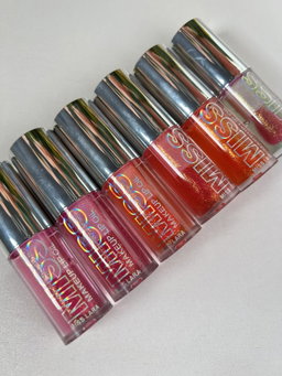 Gloss miss Larra