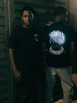 Twisty X urban world 