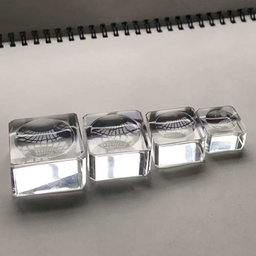 CLEAR GLASS CRYSTAL STAND BALL 