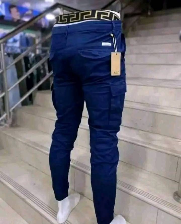 Navy blue cargopant