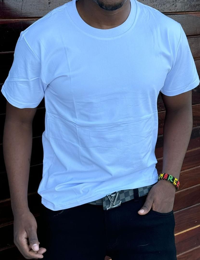 White Roundneck Tshirts _0