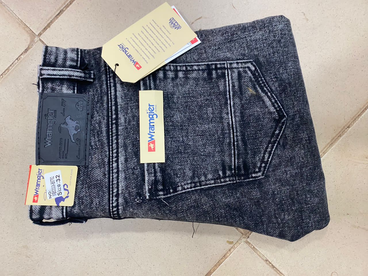 Wrangle faded black jeans 