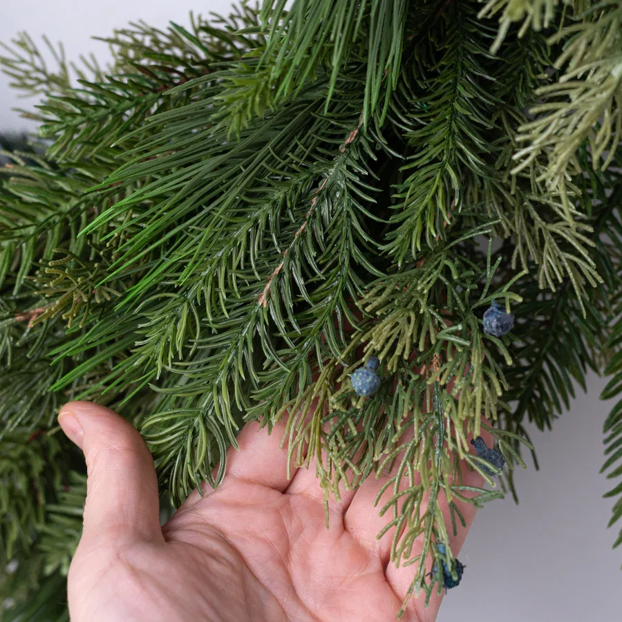24" Belgium Pine Wreath: Evergreen (54 tips)_2