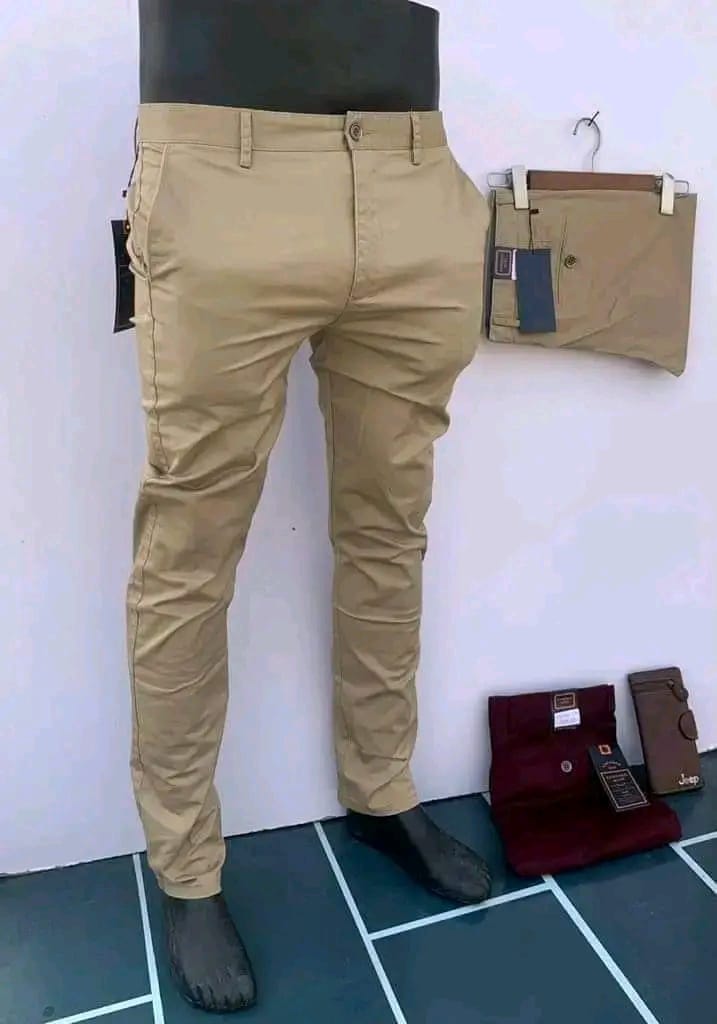 Khaki trousers 