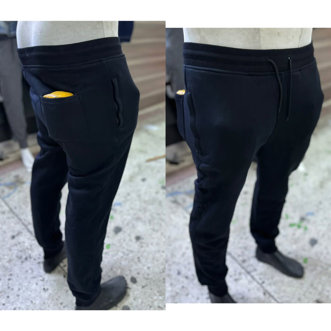 Black sweatpant 