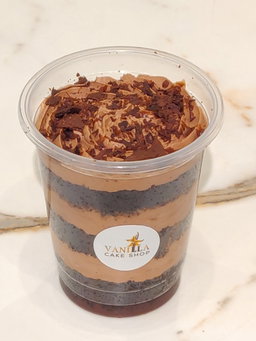 Chocolate Cake to Go
