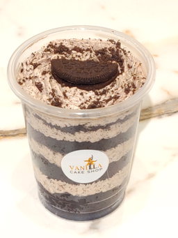 Oreo Cake to Go