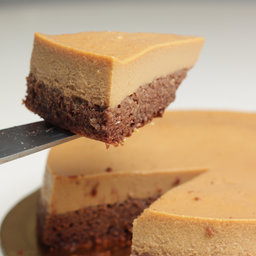 Porción Chocoflan Keto 