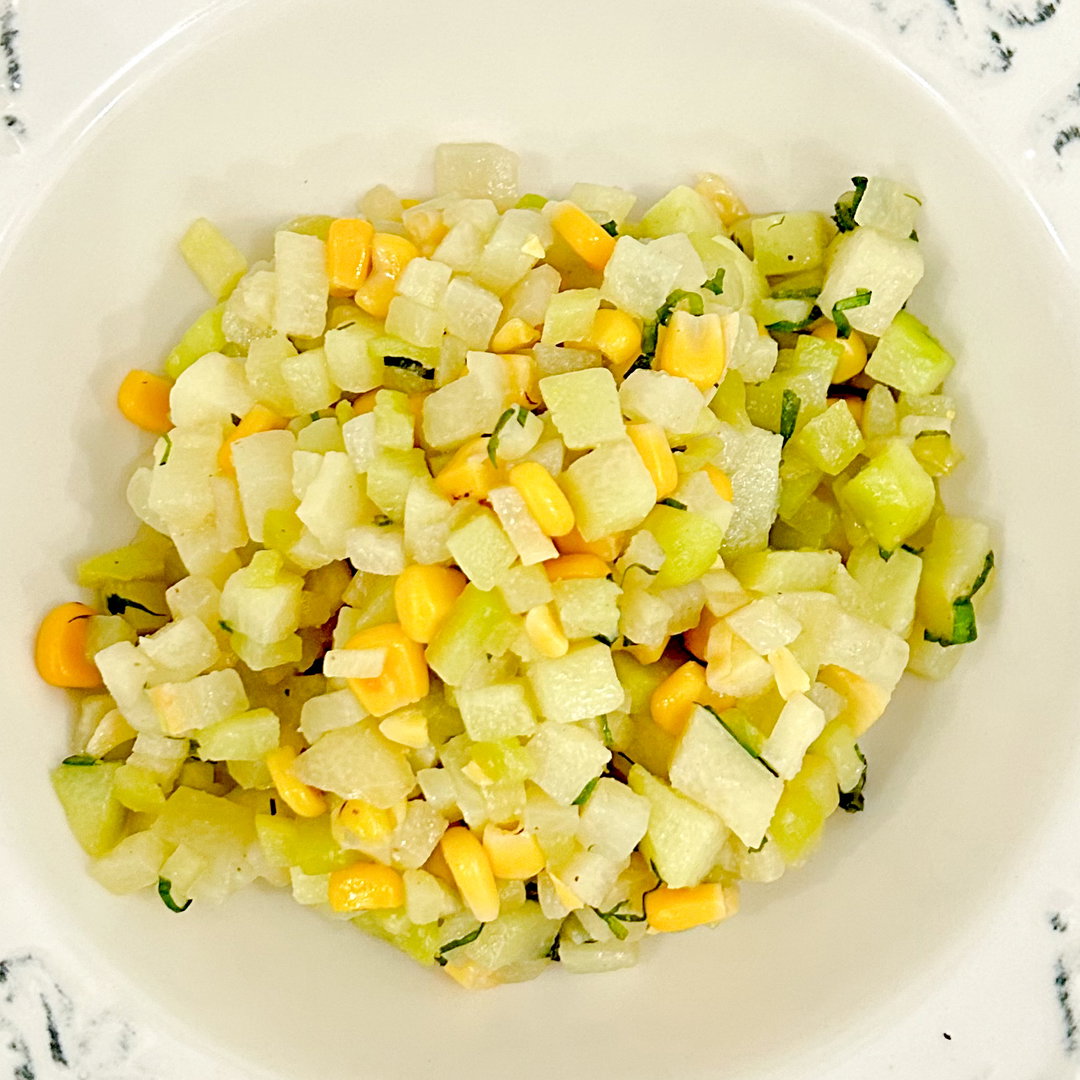 Picadillo chayote con maíz