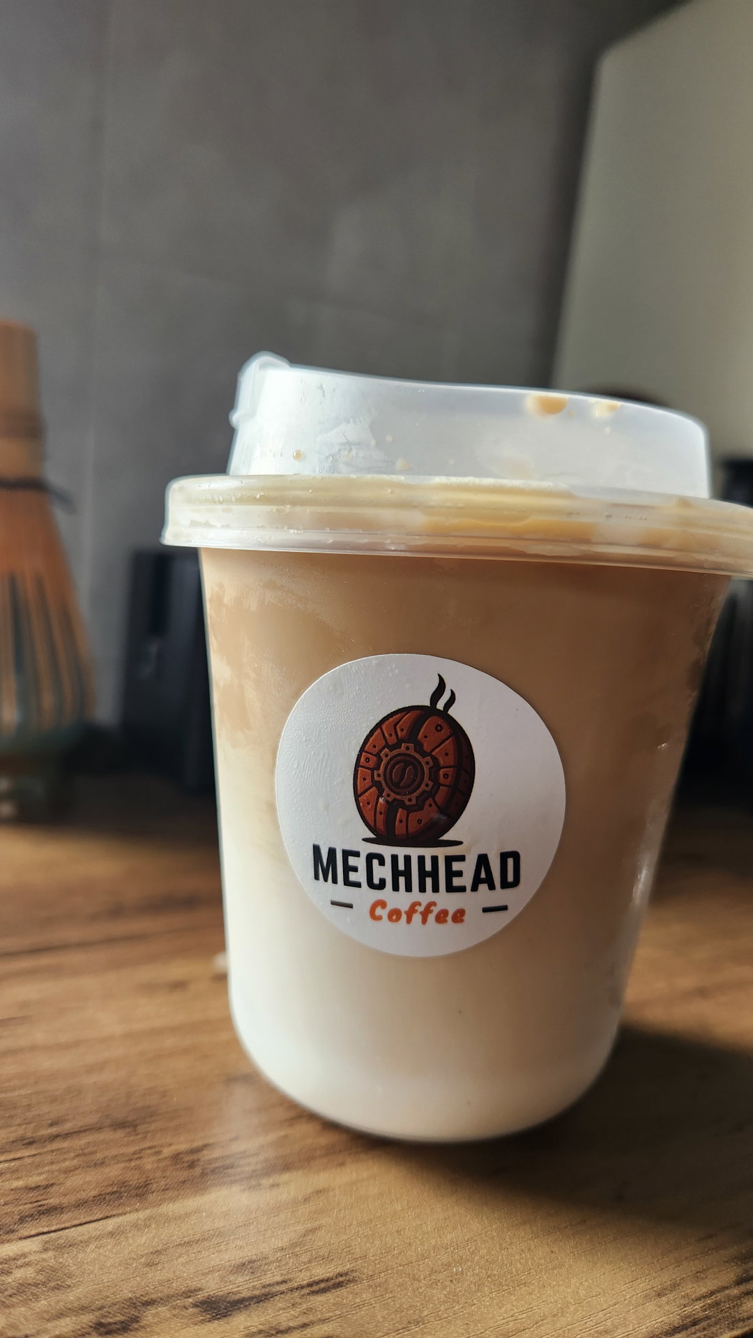 Latte ( Hot / Iced )