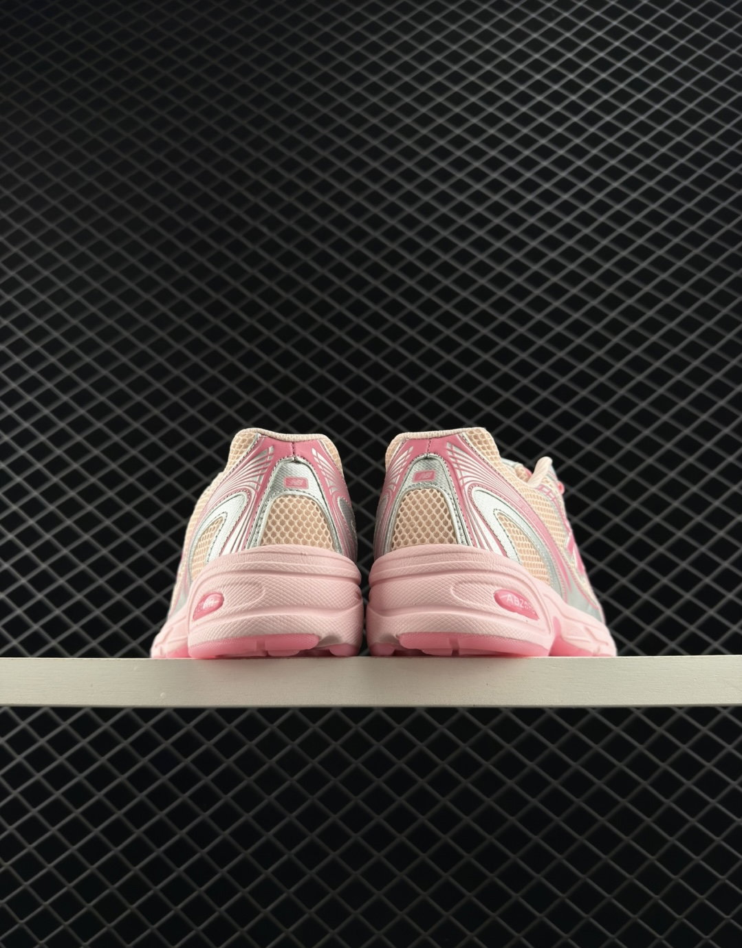 NEW BALANCE 740 ‘Pink’_4