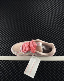 NEW BALANCE 740 ‘Pink’