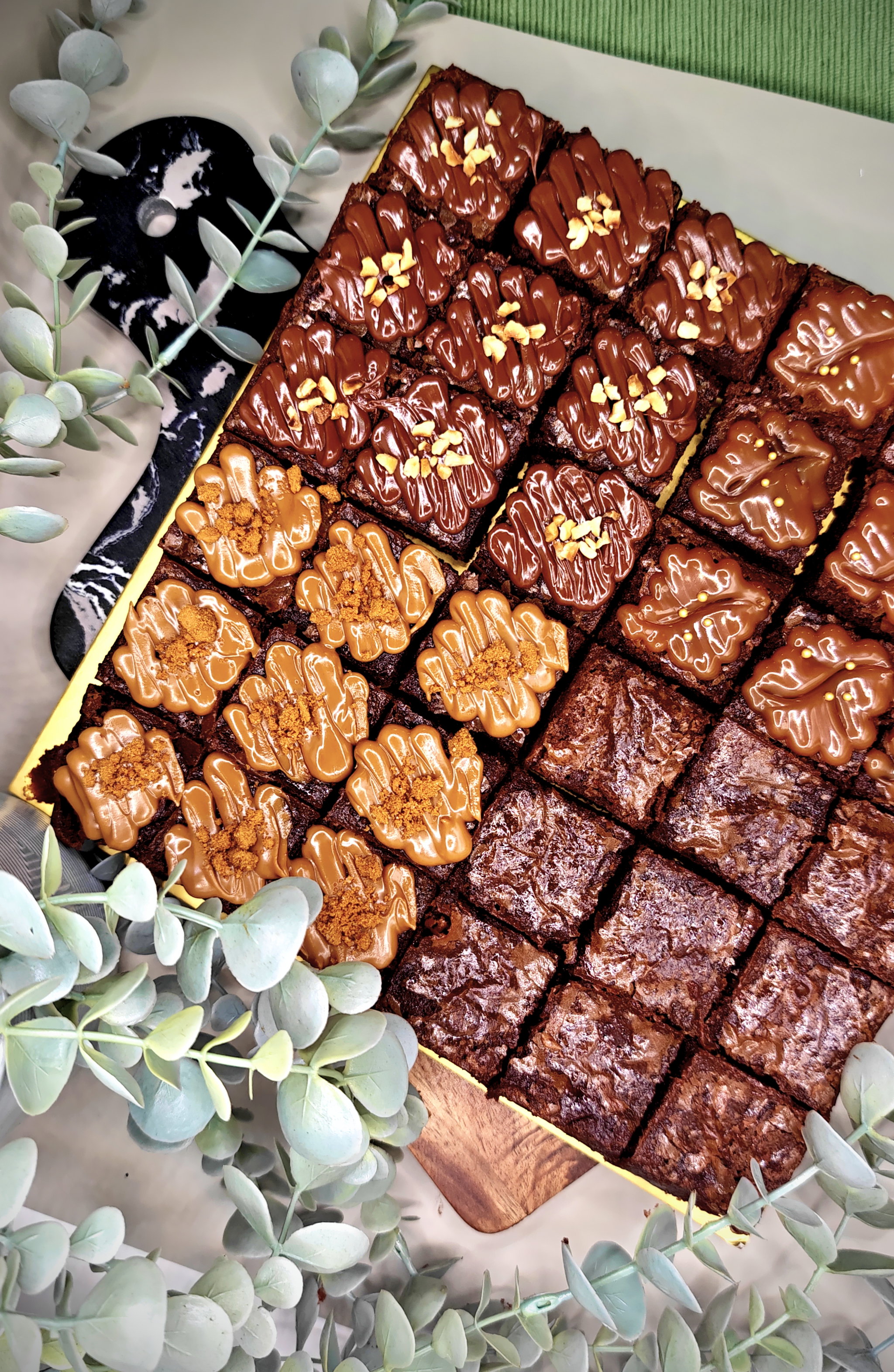 Party Mixed Brownies _0