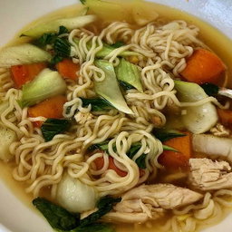 INSTANT SOUP NOODLES