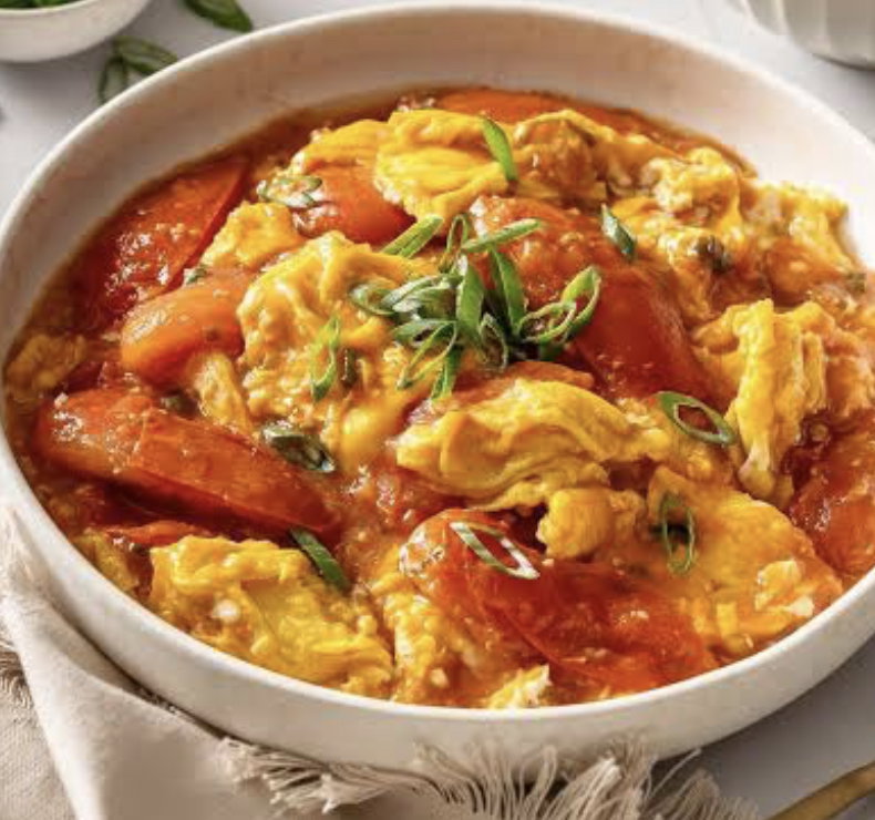 Scrambled egg with tomato and soy sauce_0