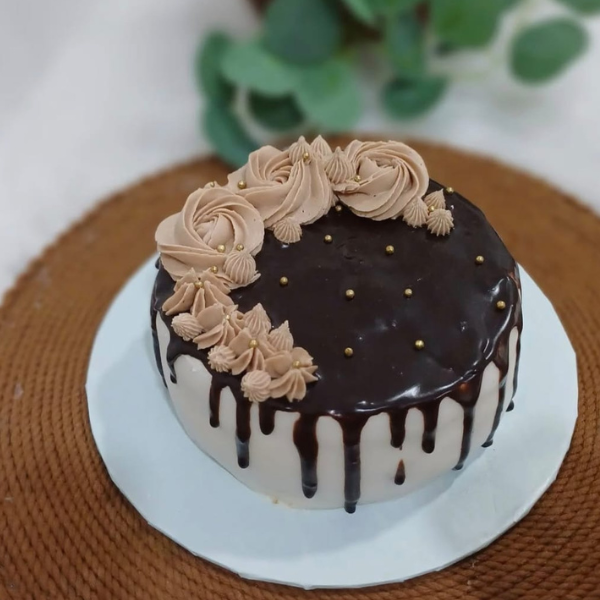 Butter Icing Cake