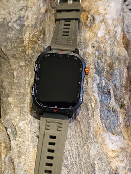 CR210 Bluetooth SmartWatch
