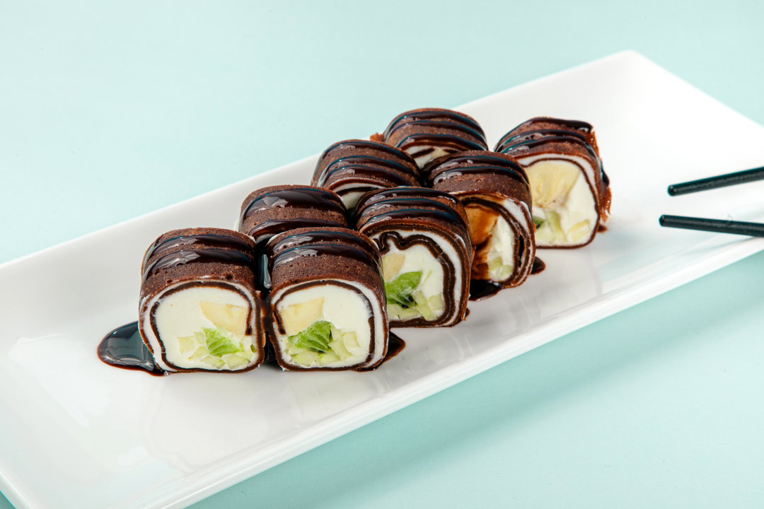 Chocolate crepe roll (220g)