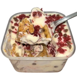 Red Velvet Banana Pudding (Large)