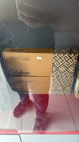 MikroTik 8 Gigabit 1x2.5Gbps SFP Dual Core WiFi 6 Router | L009UiGS-2HaxD-IN