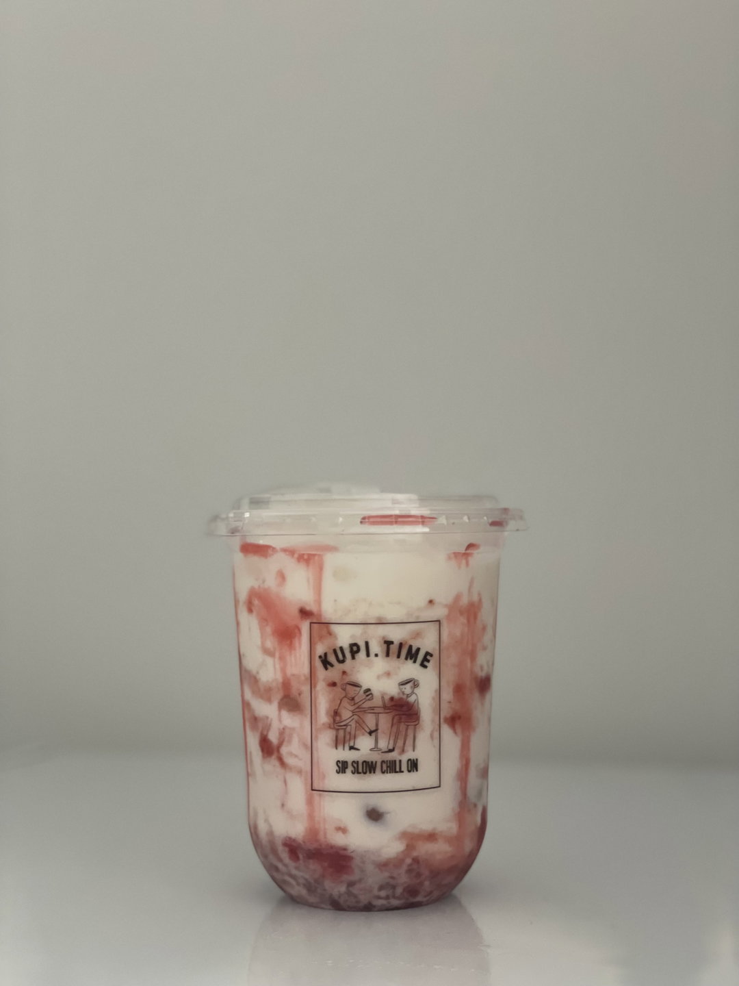 Iced Strawberry Latte