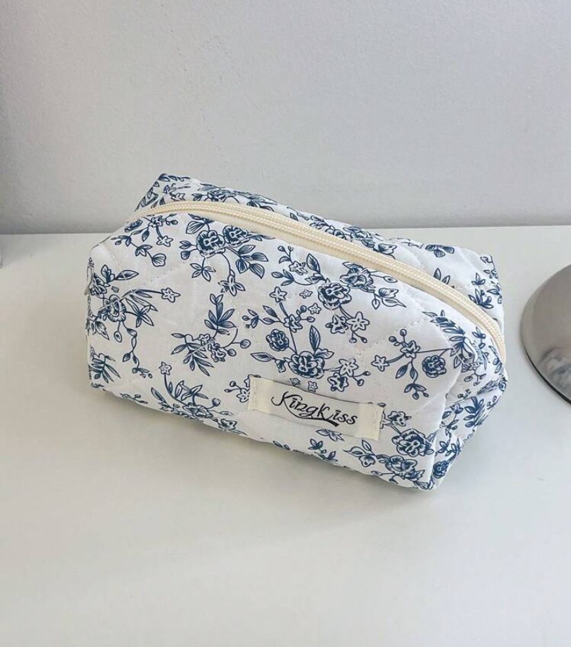 Corneil Make up Bag 