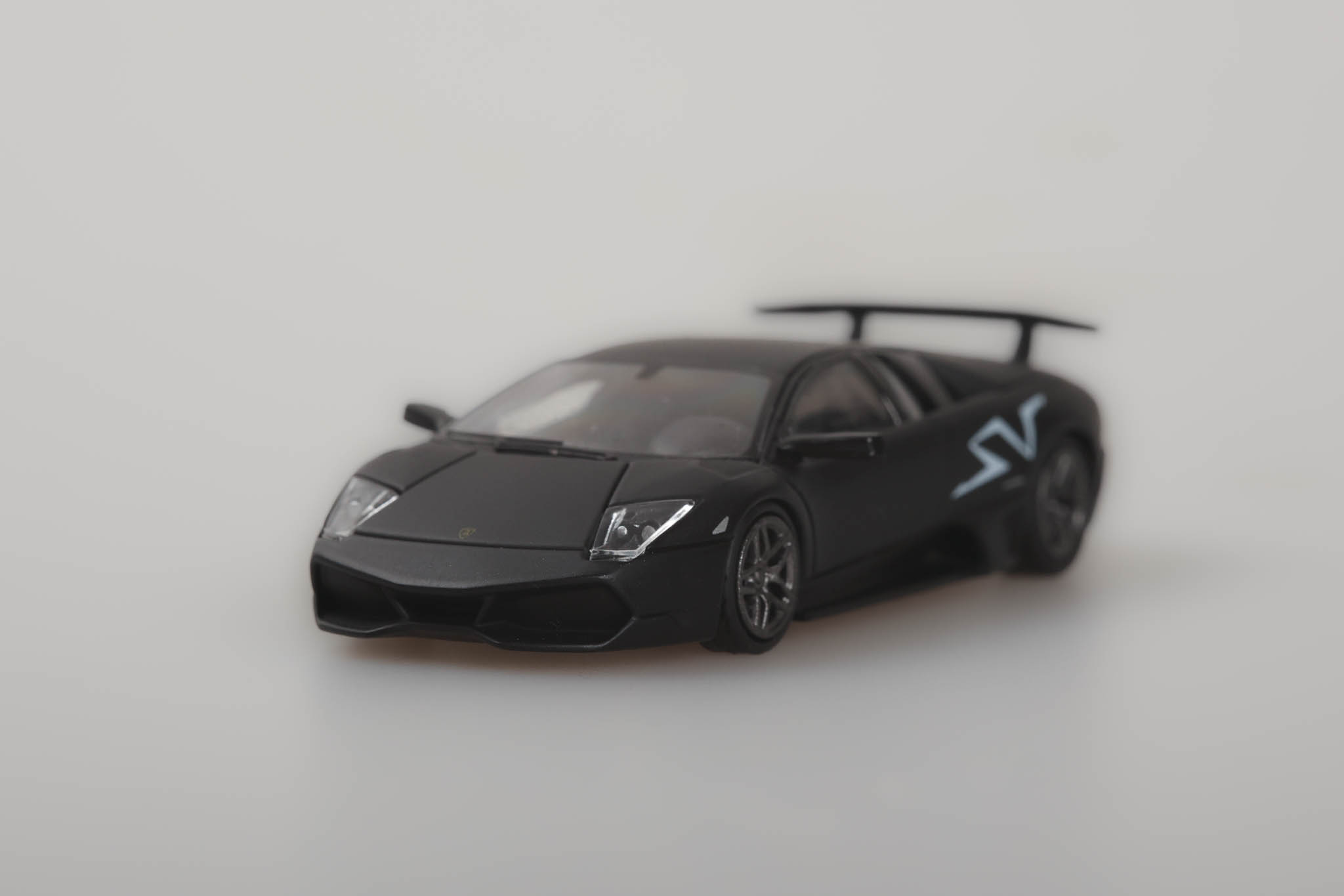 HIGHREV MODEL 1/64 LAMBORGHINI MURCIELAGO LP670-4 SV_2