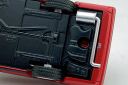 TLVN MODEL 1/64 NISSAN SKYLINE 4 DOOR HARDTOP 1800 PASSAGE
