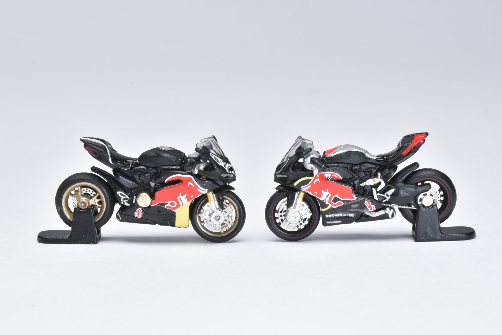 MINIBIKE MODEL 1/64 DUCATI 1299S_10