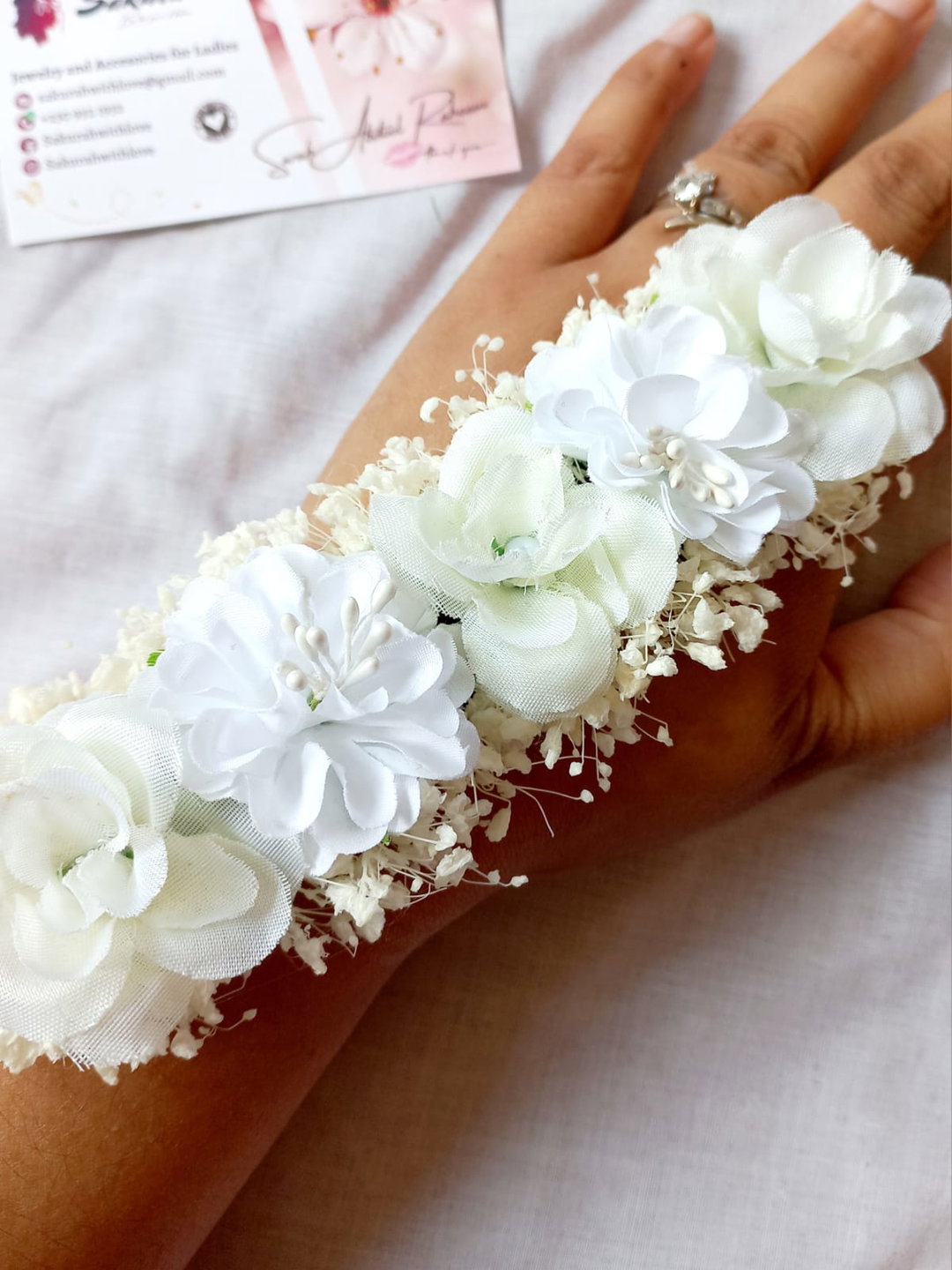 🌹 Tattoo Corsage – Bridal Floral Elegance 🌸✨