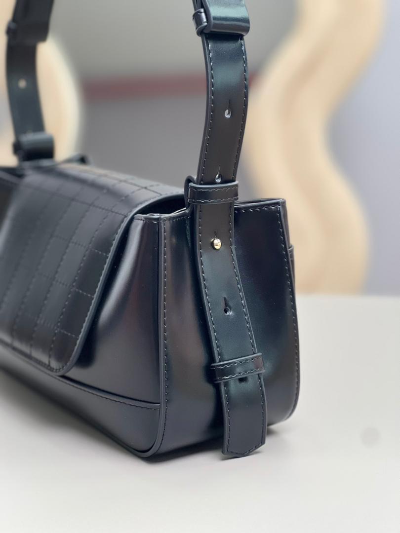 Mia Shoulder Bag By 2Morrow_3