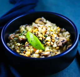Plats Sate avec riz
