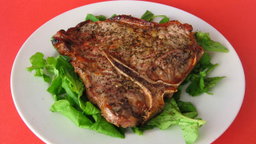 Steak grillé