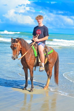 Paseo a Caballo con playa Macao