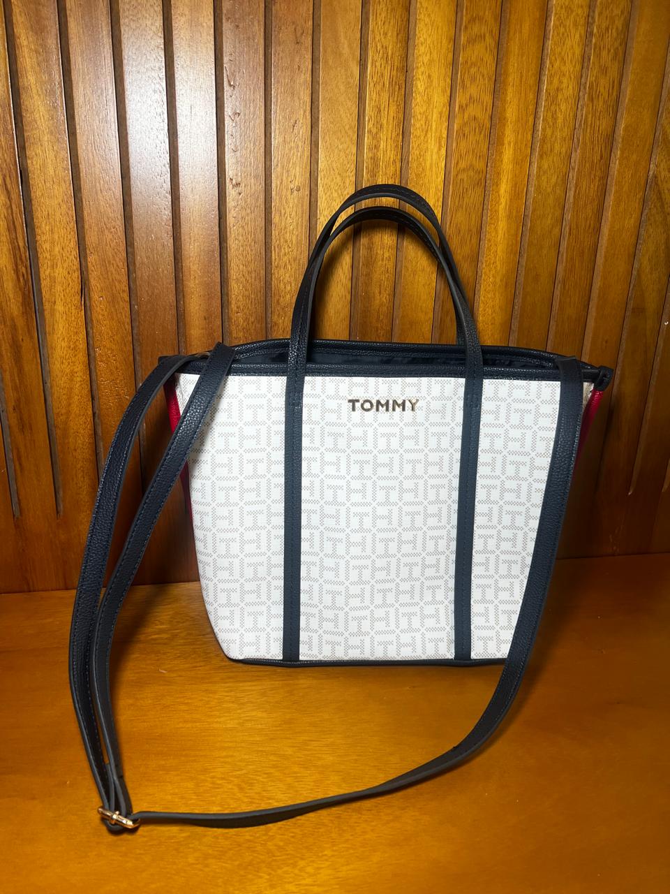 Cartera Tommy Hilfiger Tricolor con Correa Larga_1