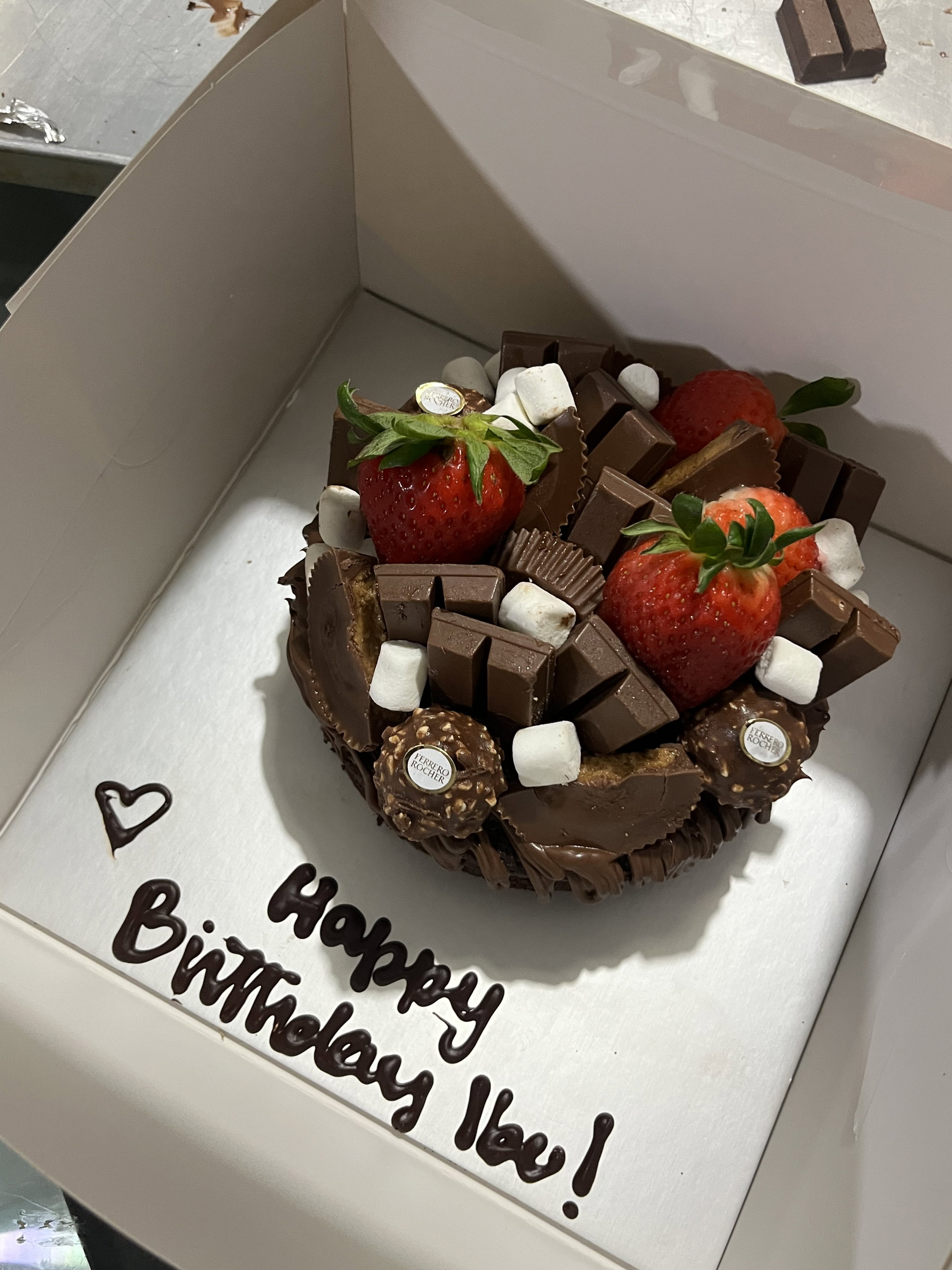 Custom Brownie Cake 🎂_1