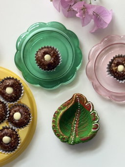 Fig and Date Buttons