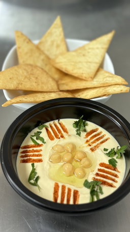 HUMMUS