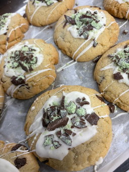 Mint Aero Topped Cookie (Sold in minimum of six, priced based on six)