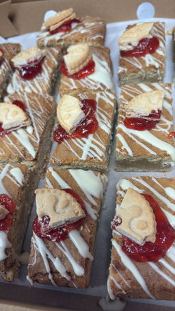 Jammy Dodger Blondie (Sold in minimum of six, price based on six)