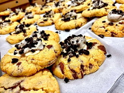 Oreo Topped Cookie (Sold in minimum of six, price based on six)